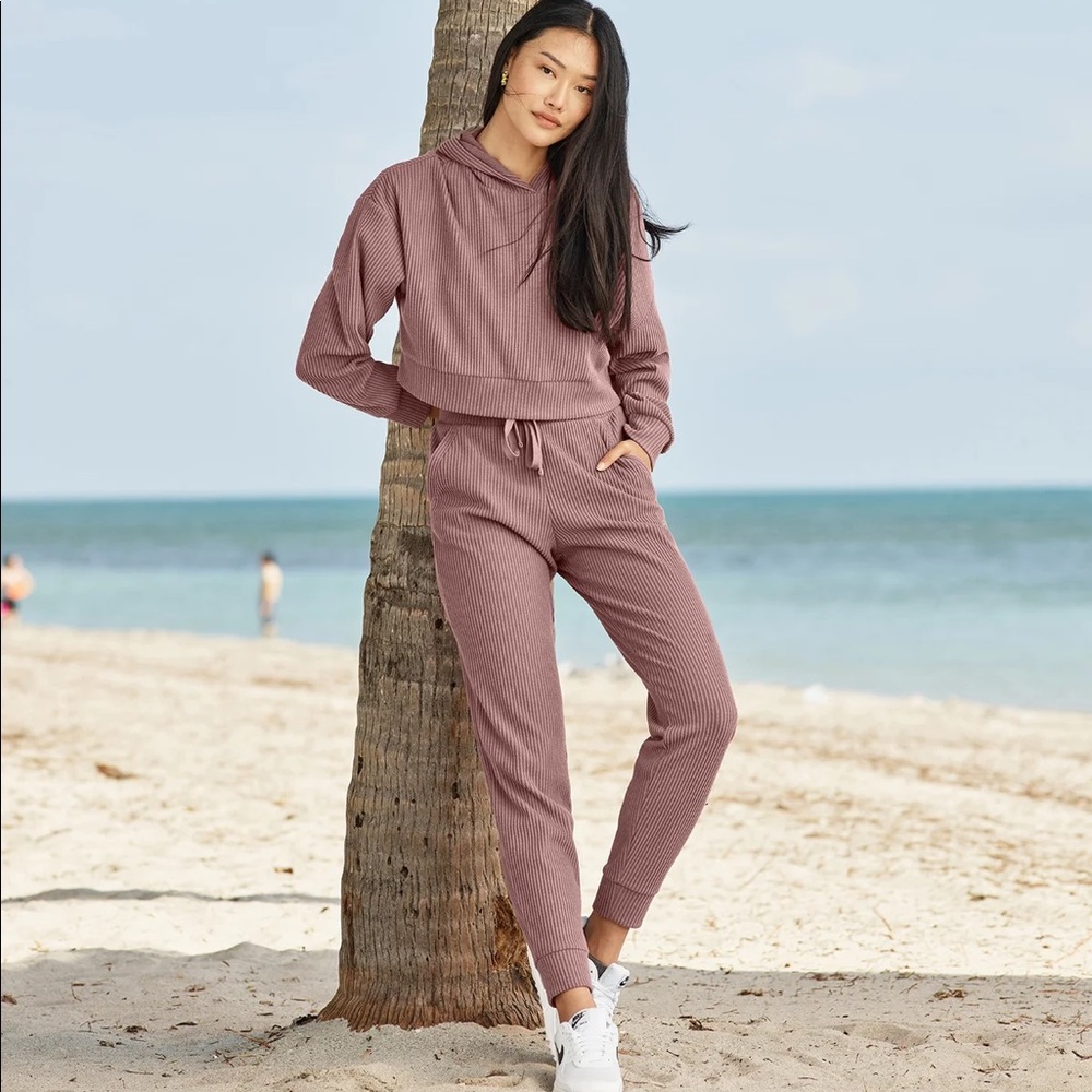 ALO Yoga Muse Set